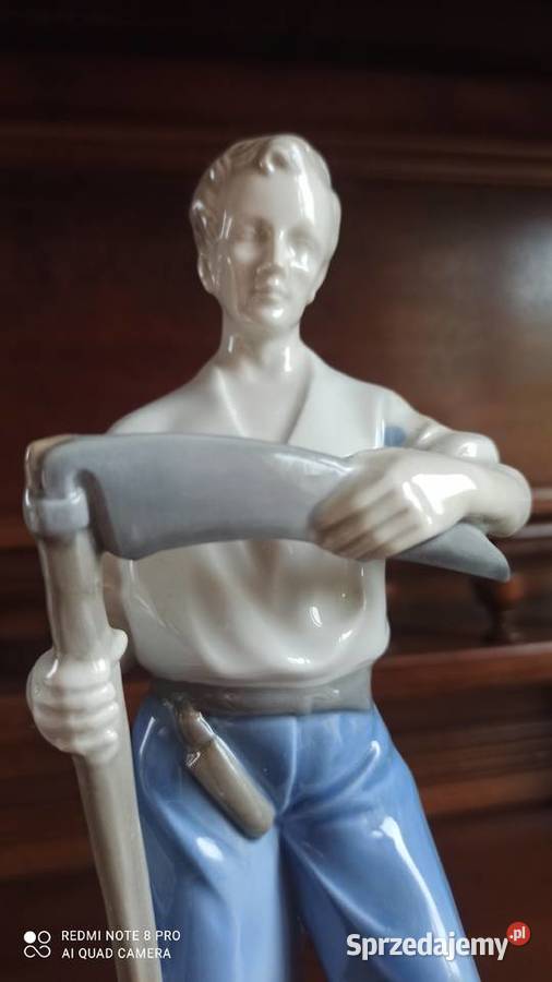 Figurka Kosiarz Sygnowana GDR 9570 Gdańsk sprzedam