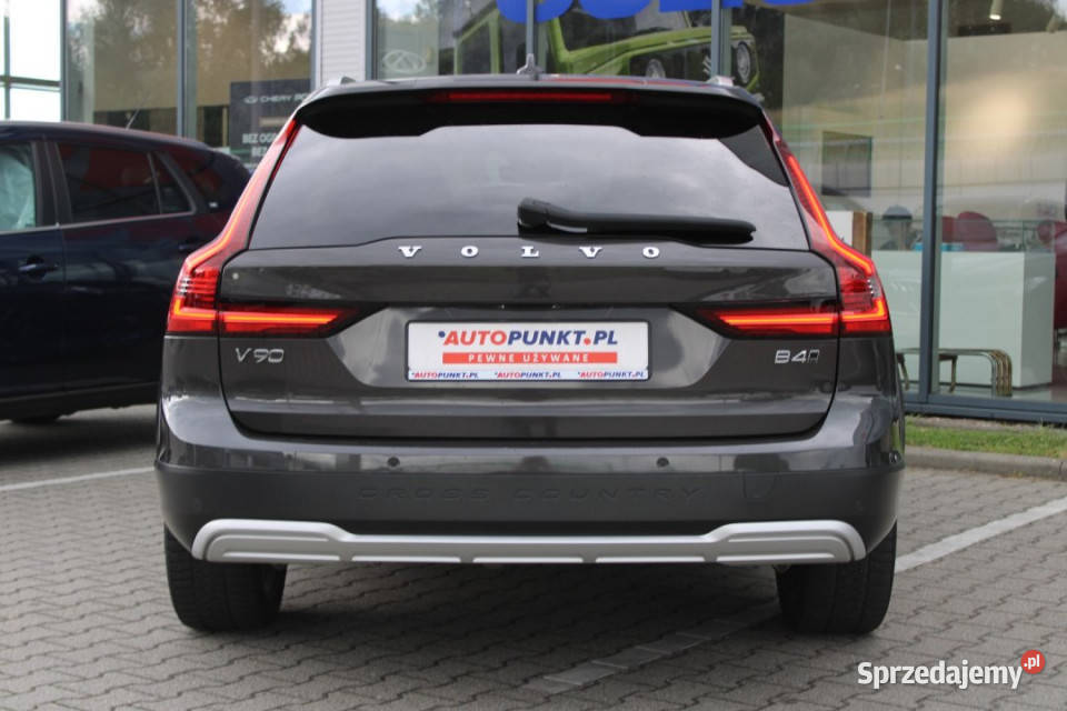 Volvo V90 Cross Country 2021r FVAT23 Hybryda 197KM Bielsko-Biała