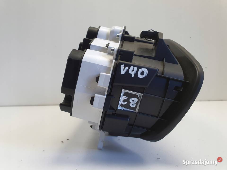 Volvo V40 II Benzyna Diesel LICZNIK ZEGARY TFT Chełm sprzedam