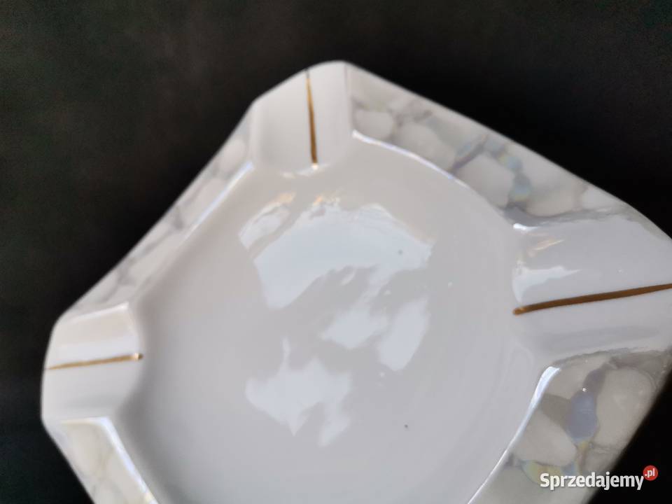 Stara nieużywana popielniczka porcelana Bogucice sprzedam