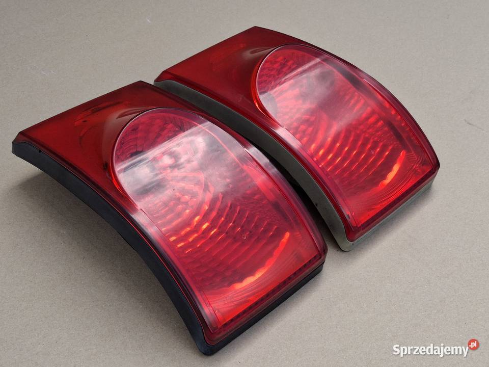 NEOPLAN VOLVO SETRA AUTOBUS FENDT LAMPA TYŁ Motoryzacja Bieleń