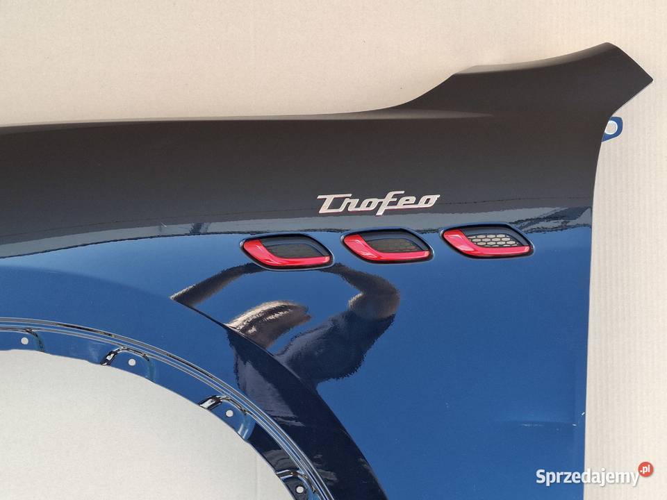 MASERATI LEVANTE TROFEO BŁOTNIK LEWY PRZÓD