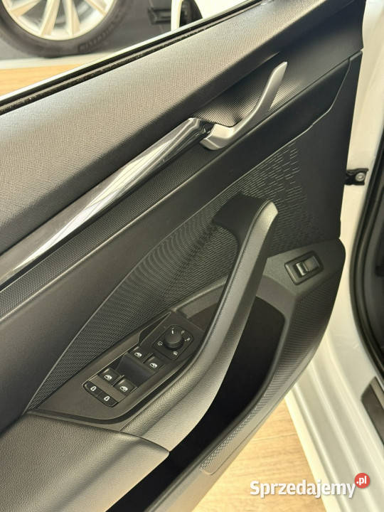koda Octavia 15 TSI Edition 130 Selection IV światła LED śląskie Tychy