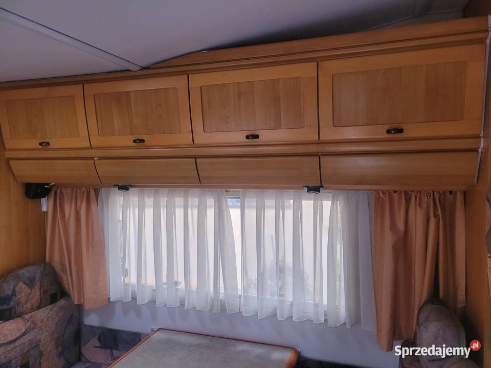 Zadbany kamper Hymer Camp 644 z platformą na Wrocław