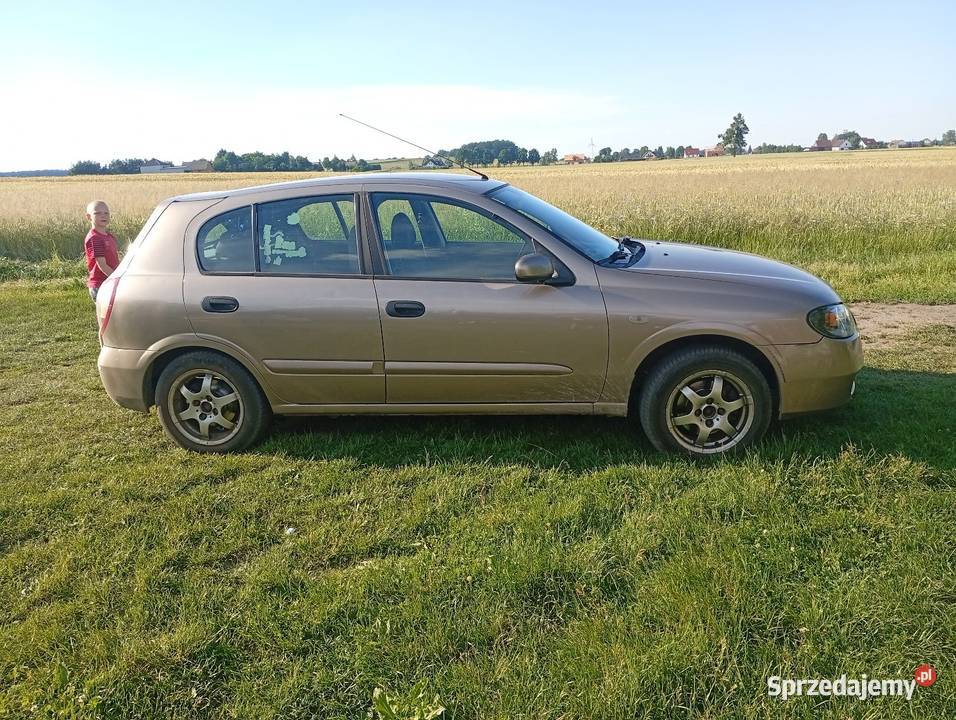 Almera Hatchback Gorzów Śląski