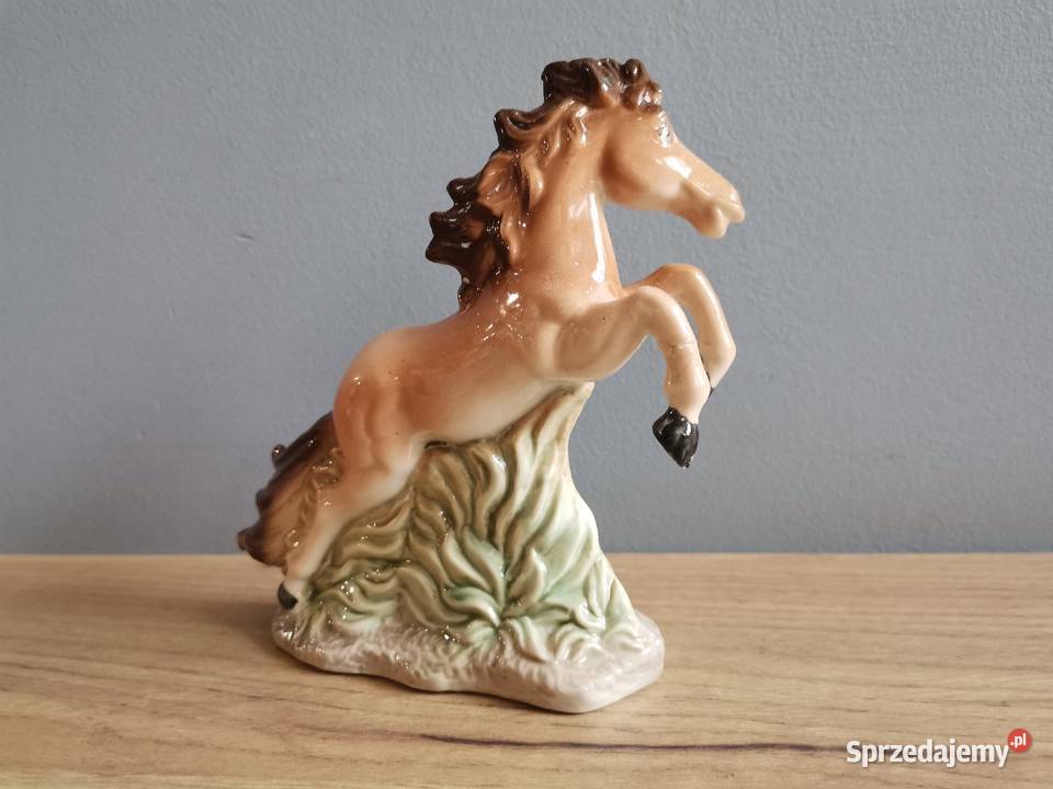 Stara figurka porcelanowa Koń śląskie