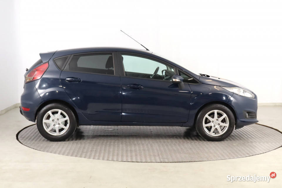 Ford Fiesta 10 i Rok produkcji 2015 śląskie Zabrze