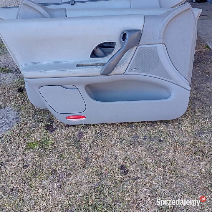 Komplet boczków skórzanych Cabase Renault Laguna wielkopolskie Czajków