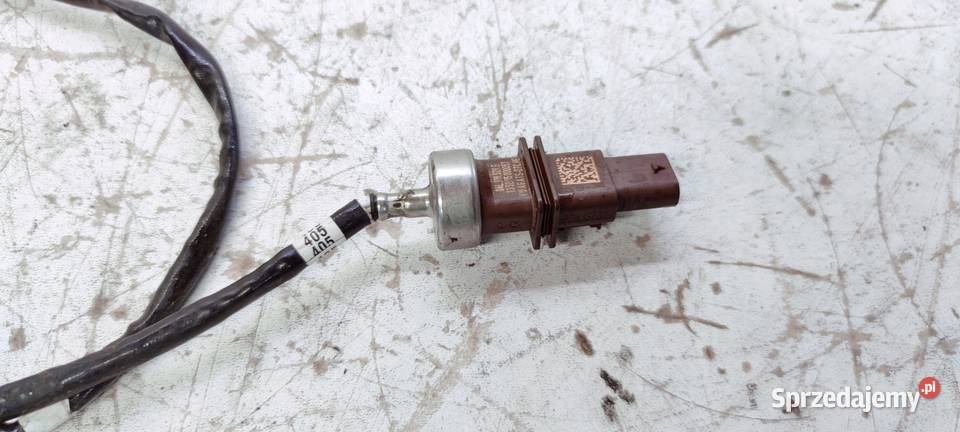 CZUJNIK TEMPERATURY SPALIN AUDI A4 A5 04L919529E Przystajń