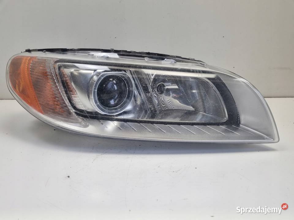 LAMPA PRAWA Volvo S80 II V70 III 0616r PRZEDNIA Lampy przednie Lampy przednie Rudka sprzedam