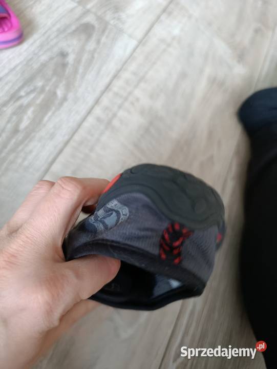 kapcie chłopięce rozmiar 27 długość wkładki 16 5