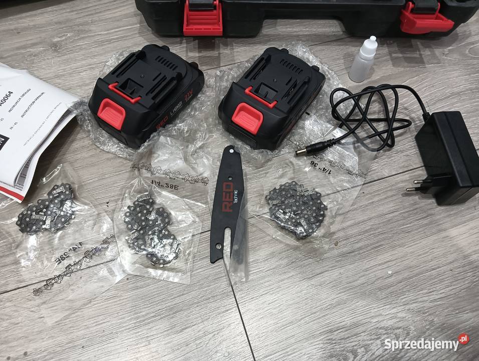 Piła pilarka do drewna łańcuchowa akumulatorowa