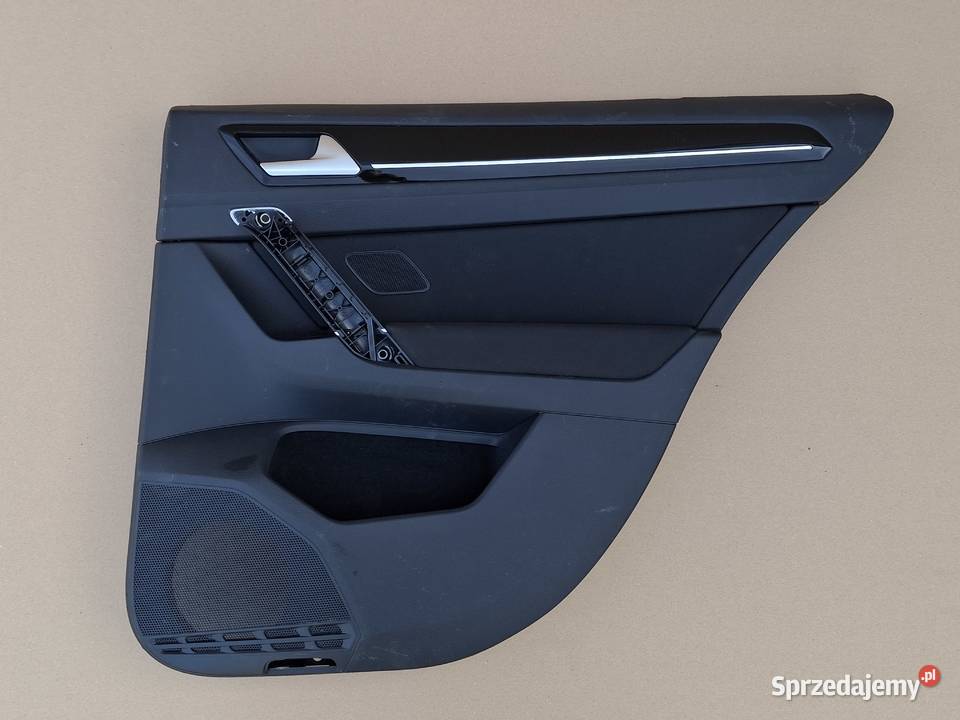 VW GOLF SPORTSVAN BOCZEK TAPICERKA DRZWI PRAWY osobowe Bieleń