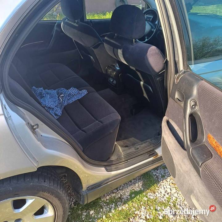Opel omega b 20 16v manualna Kłomnice sprzedam