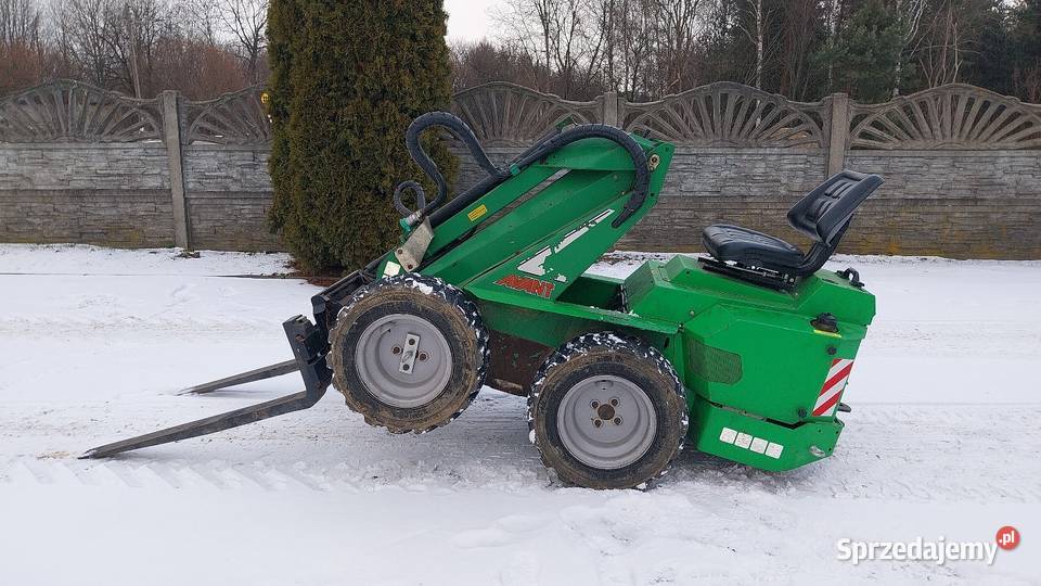 AVANT miniładowarka Avant Przymiłowice