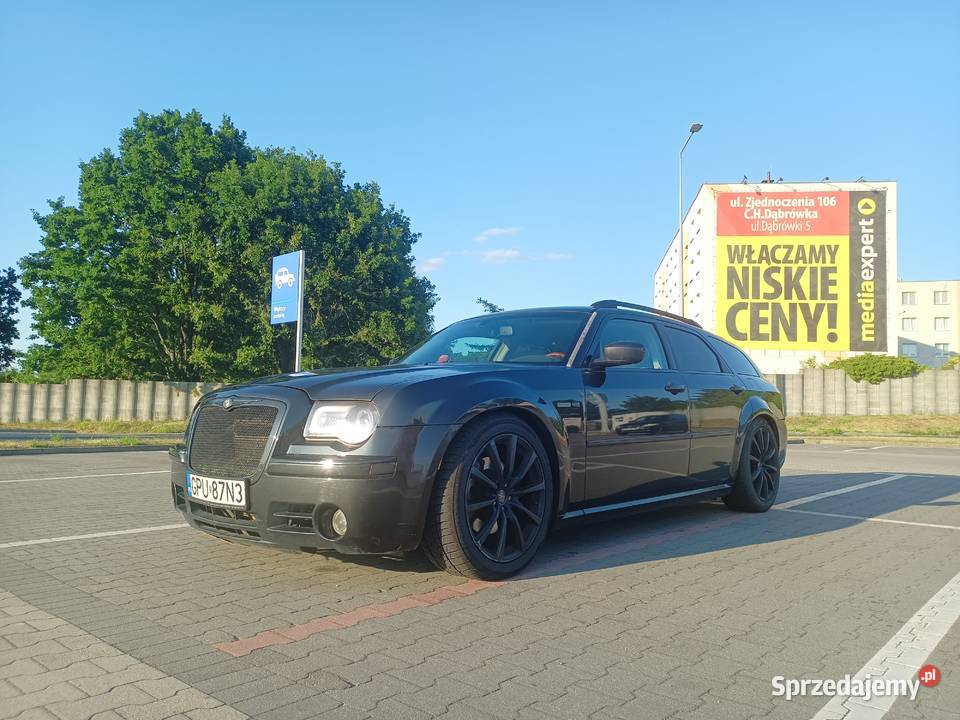Chrysler 300c HEMI 57 AWD kombi 300C