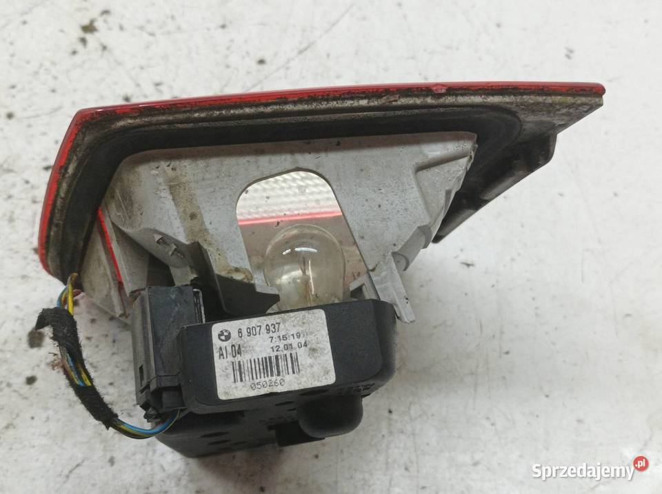 LAMPA TYŁ W KLAPĘ LEWA TOURING Bmw Seria 3 IV świętokrzyskie