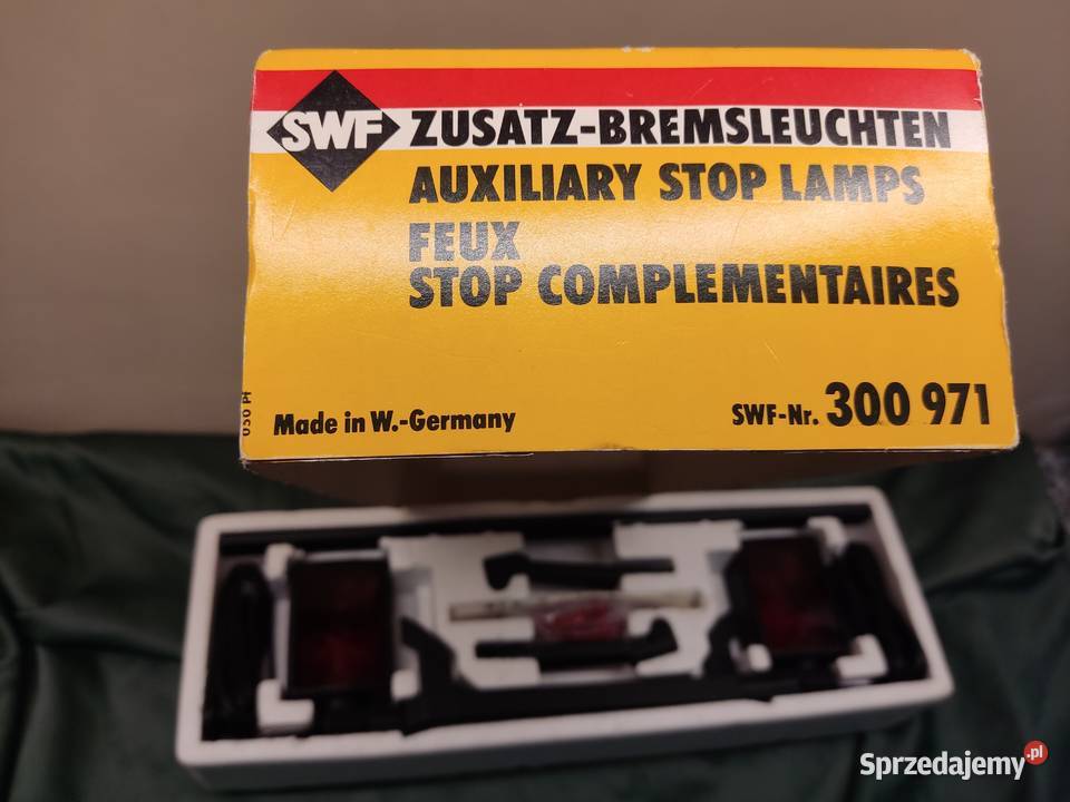 Zestaw dodatkowych świateł stopu SWF 300 971 Pozostałe opolskie Głuchołazy