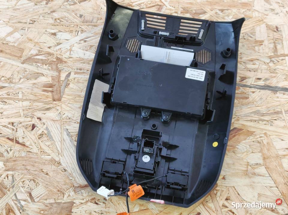 Lampka Oświetlenie Kabiny Citroen DS7 1722 osobowe Oświetlenie kabiny Pleszew sprzedam