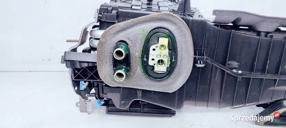 NAGRZEWNICA KOMPLETNA AUDI A3 8P LIFT 8P1820003Q osobowe