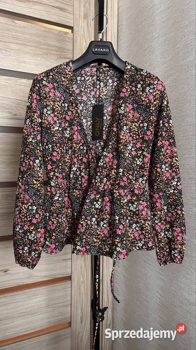 Nowa bluzka kopertowa ONLY w kwiaty peplum boho zachodniopomorskie Szczecin