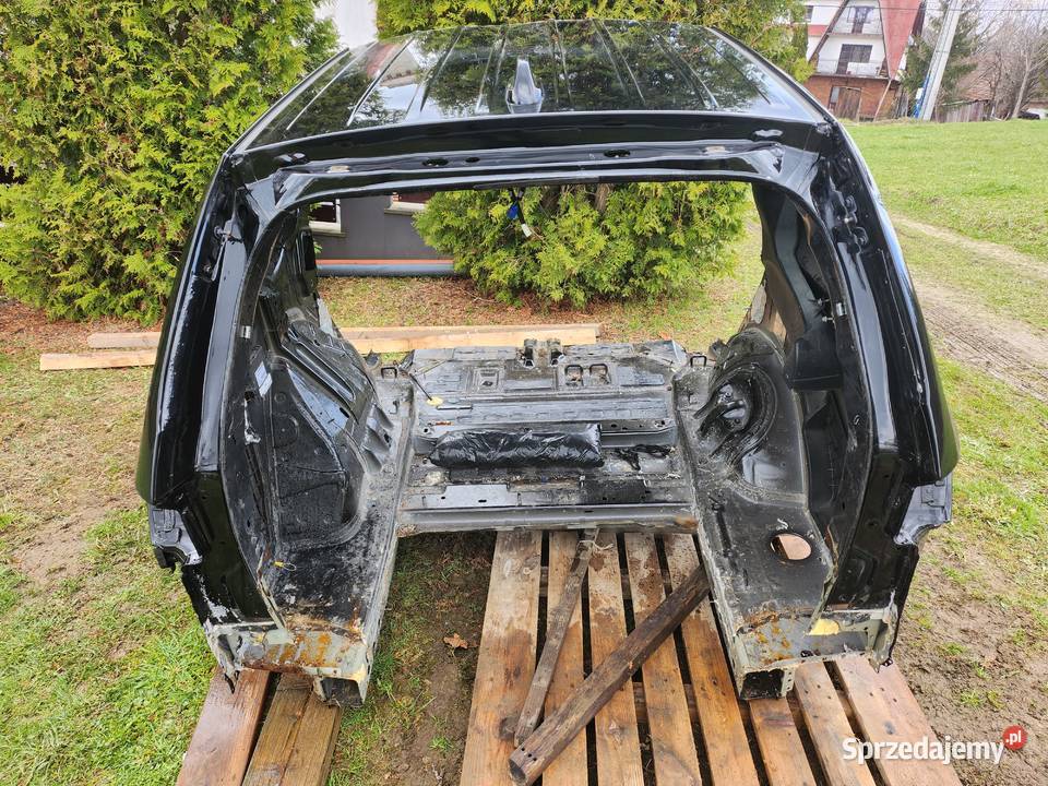 Dodge Durango ćwiartka prawa ćwiartka lewa tył Mszana Dolna