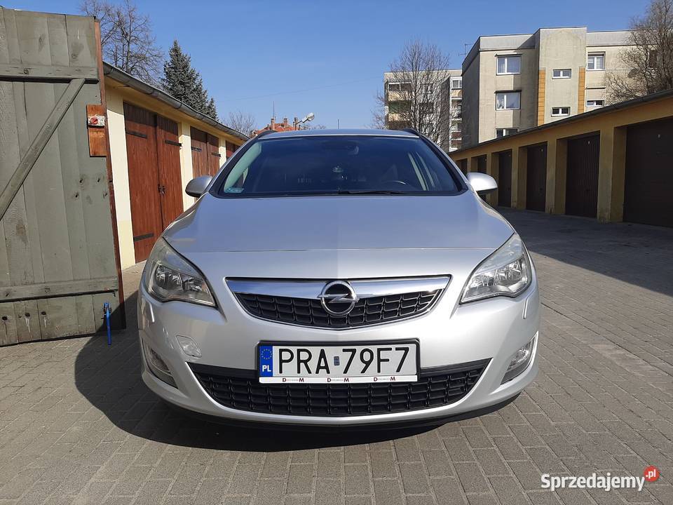 Opel Astra J 14T 140 LPG Kombi kurtyny powietrzne wielkopolskie Rawicz