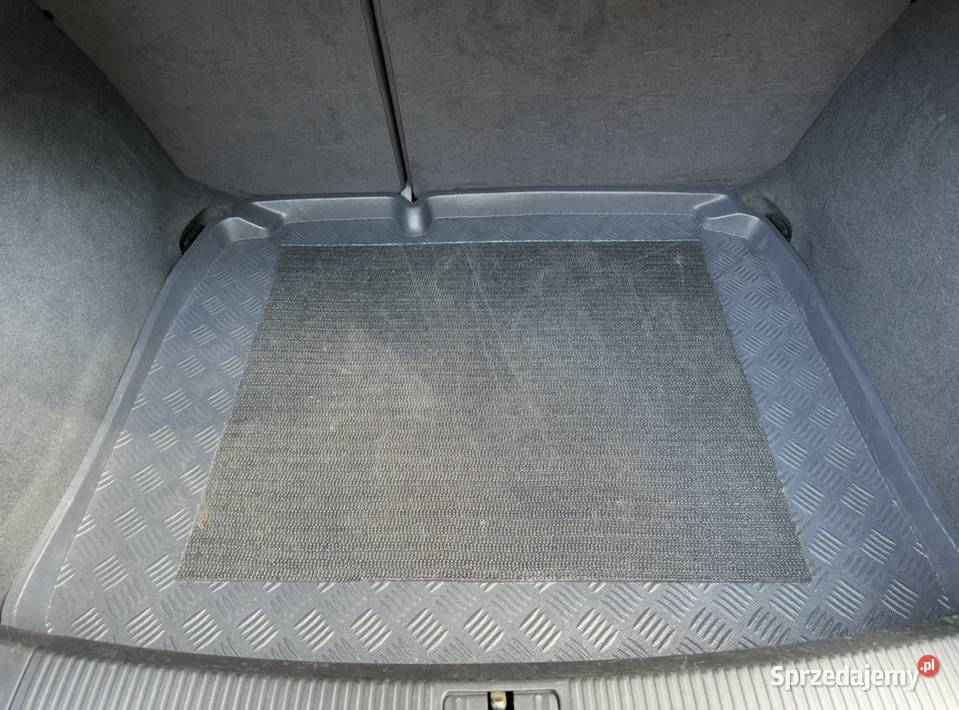 A3 Sportback16 TDInowe opony letnie bogate światła przeciwmgielne Gadka