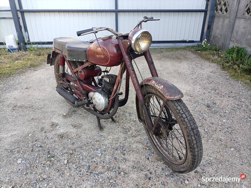 WFM 125 wiśniowa wyprodukowana w 1956r 125cm3 kujawsko-pomorskie