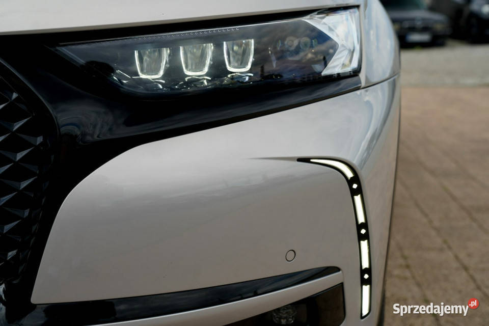 DS Automobiles DS 7 Crossback LOUVRE masaze FUL DS 7 Crossback Otmuchów
