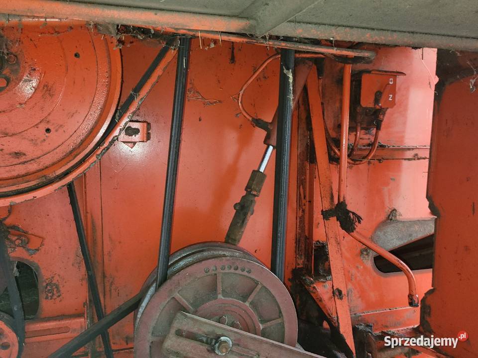 Kombajn zbożowy Bizon Z056 Zbożowe Rudzienice