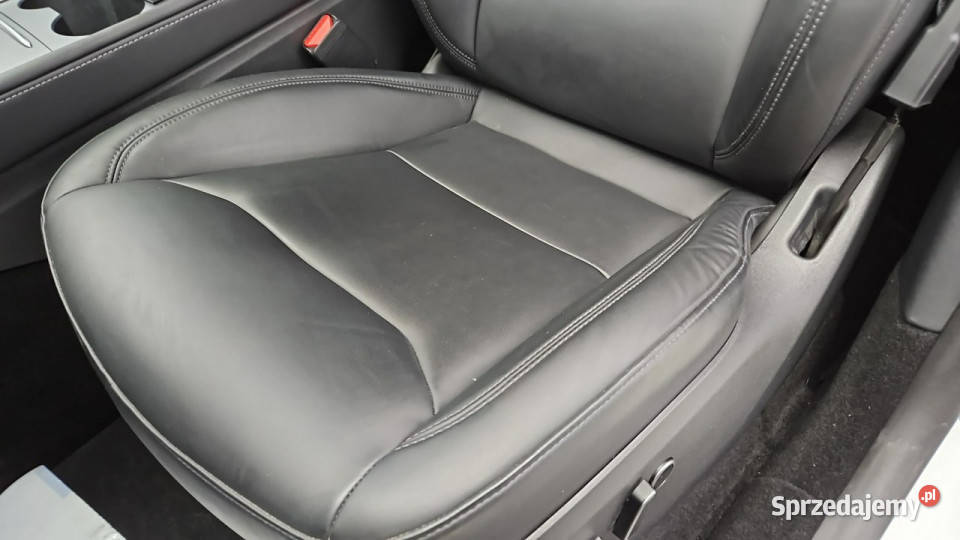 Tesla Y Long Range RWD Z Polskiego Salonu Warszawa