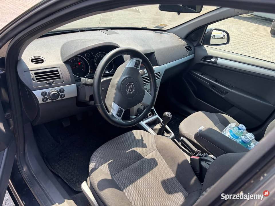 Opel astra H 14 162000 nieuszkodzony Dąbrowa Górnicza
