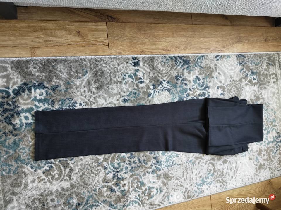 Garnitur męski Rozmiar S Wieliszew