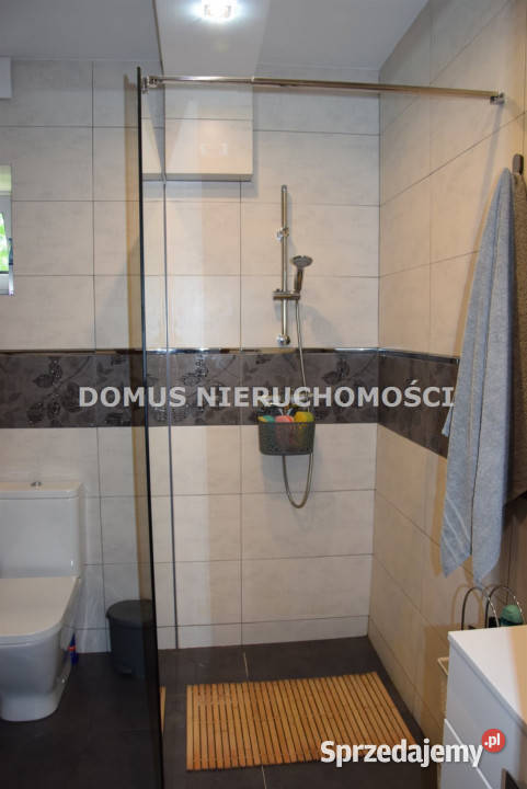 Dom wolnostojący Wiączyń Dolny 38714m2 Liczba pokoi 4