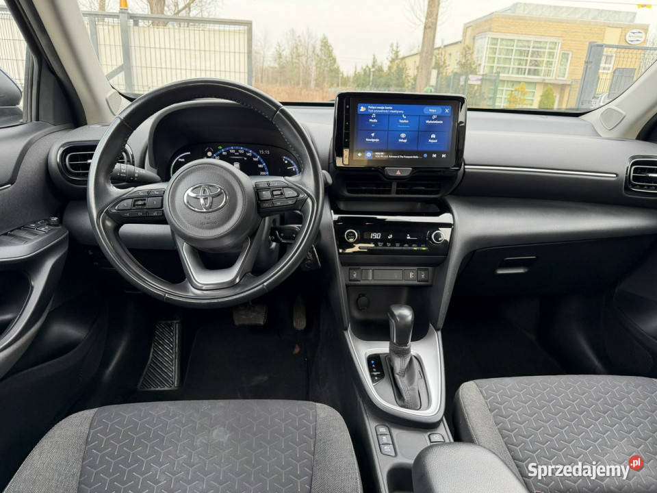 Toyota Yaris Cross 15 HSD 62 Ast Pasa Distronic Otwock Mały