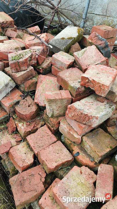 Cegła z rozbiórki domu Zawory