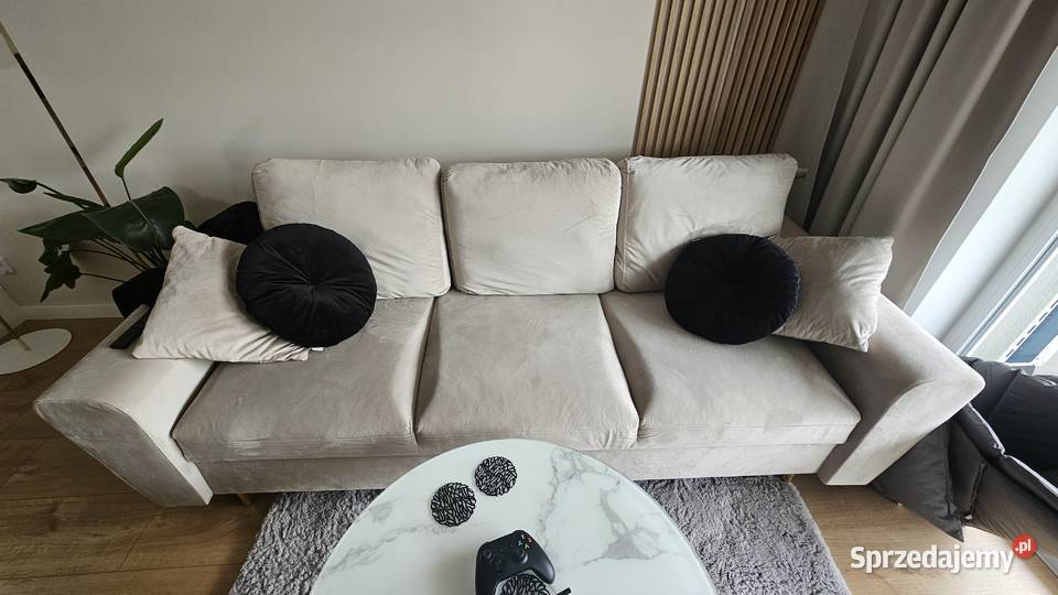 Sprzedam kanapę Złote nóżki modna niemal 235cm