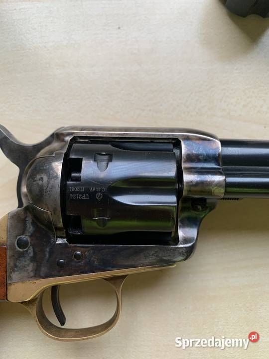 Colt Cattleman 55Rewolwer czarnoprochowy Uberti Zgierz