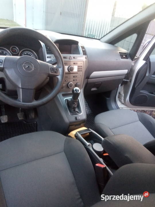 Zafira B 2006 18 LPG 140 przyciemniane szyby Malbork