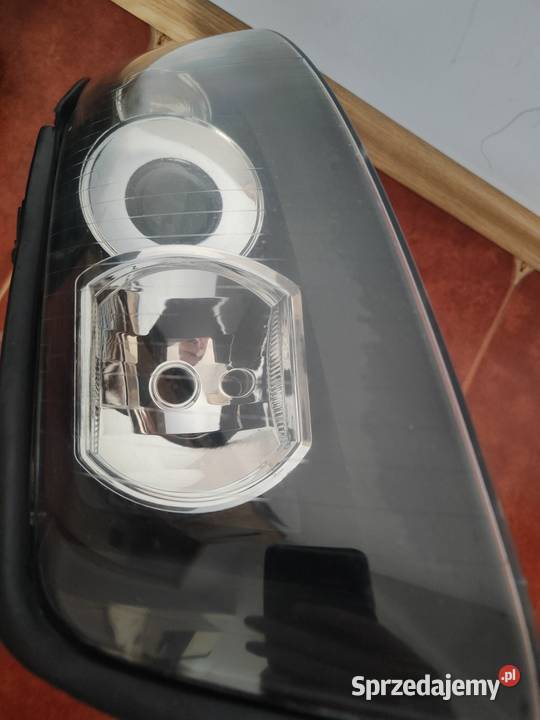 Lampy przód a4 b6 valeo czarne środki h7 Lublin sprzedam