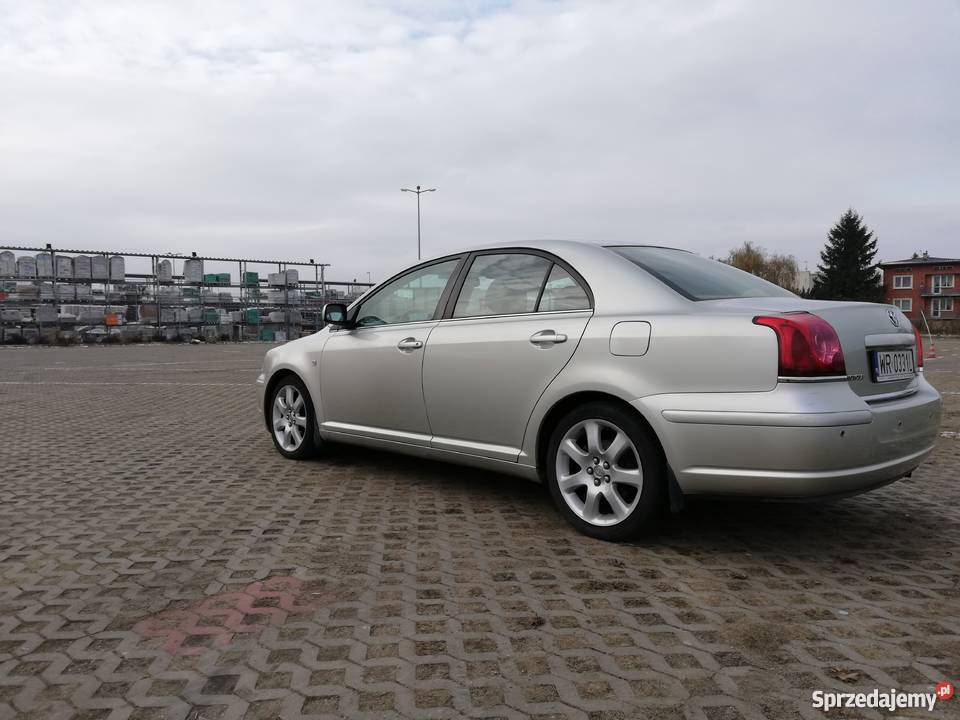 Toyota Avensis T25 wersja Prestige Radom