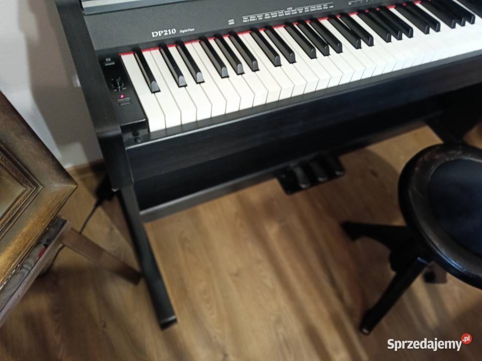Pianino cyfrowe Classic DP210 z krzesełkiem Lipno sprzedam