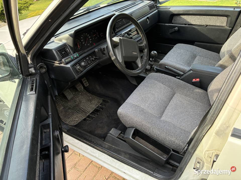 VOLVO 745746 24D skrzynia M47 1989 Kombi Lublin
