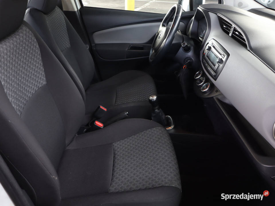 Toyota Yaris 10 VVTi dolnośląskie Bielany Wrocławskie sprzedam