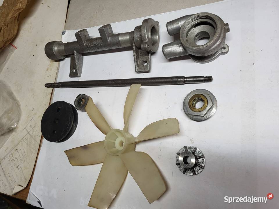 Syrena fabrycznie nowa pompa wody elementy Chodzież