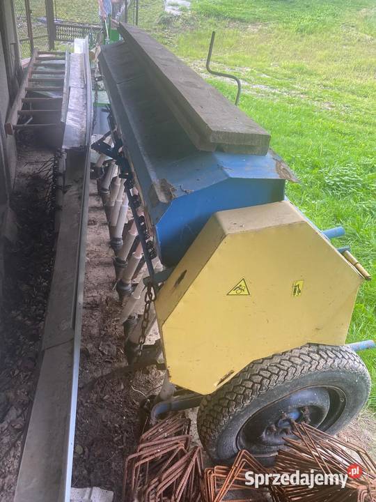 Siewnik rzędowy Poznaniak 29m