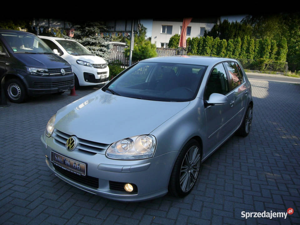 Volkswagen Golf 16mpi Stan b bez rdzy i korozji manualna Częstochowa