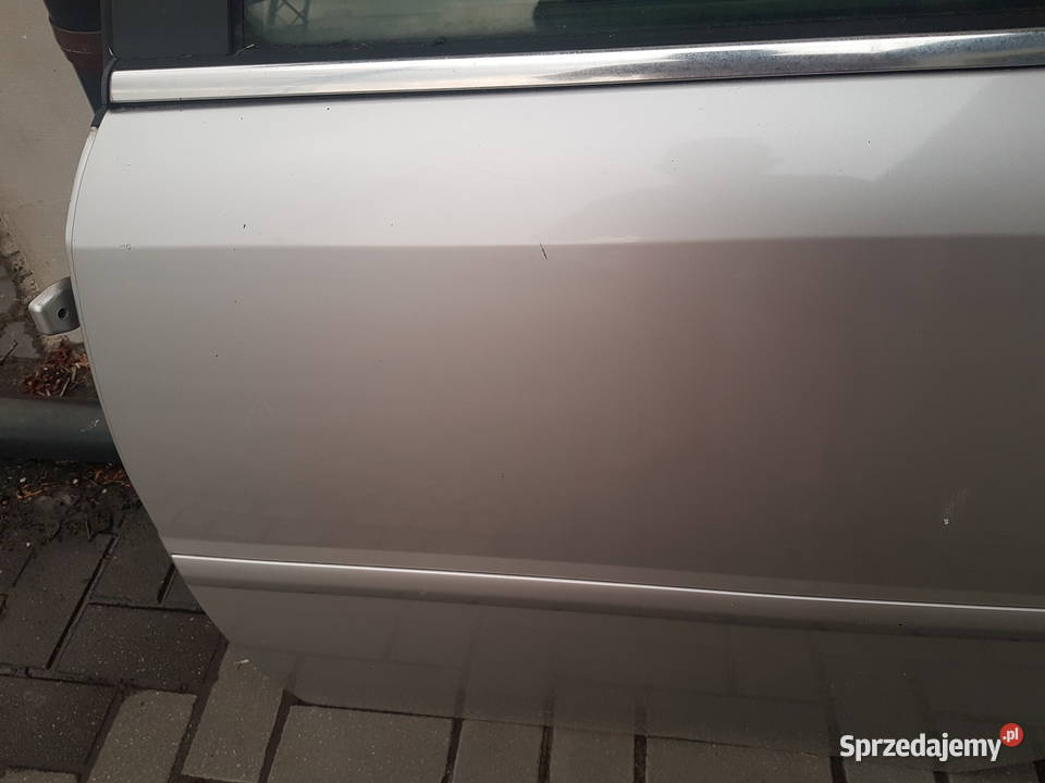 OPEL VECTRA C KOMBI 2005 DRZWI LEWE TYL ZAWIAS części blacharskie Turek