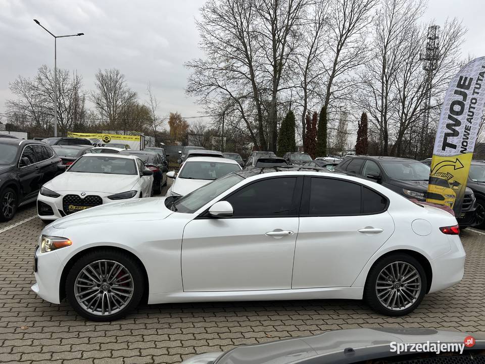 Alfa Romeo Giulia 2017 Rok produkcji 2017 mazowieckie Warszawa sprzedam